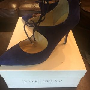 New Ivanka Trump Pumps 👠